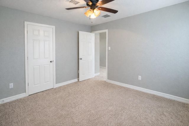 10203 Hidden Creek Falls Lane, Brookshire, TX 77423