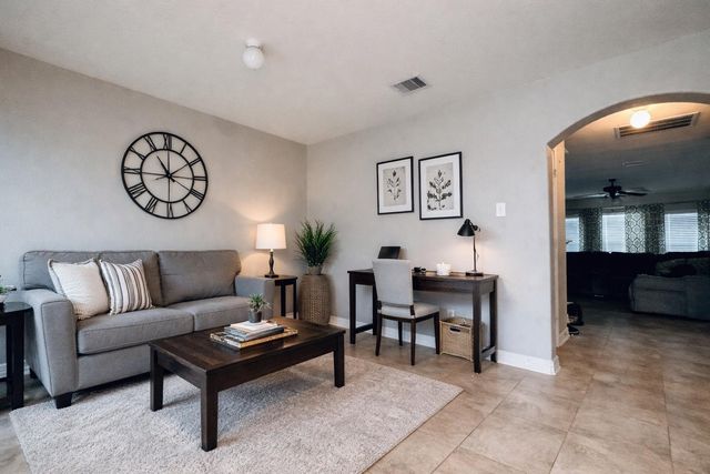 10203 Hidden Creek Falls Lane, Brookshire, TX 77423