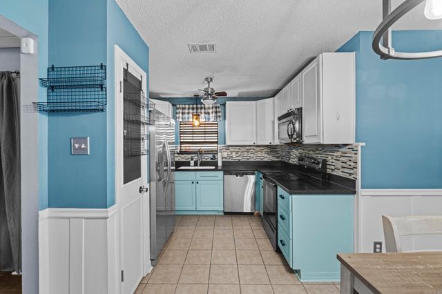 12511 Goldleaf Drive, Little Rock, AR 72210