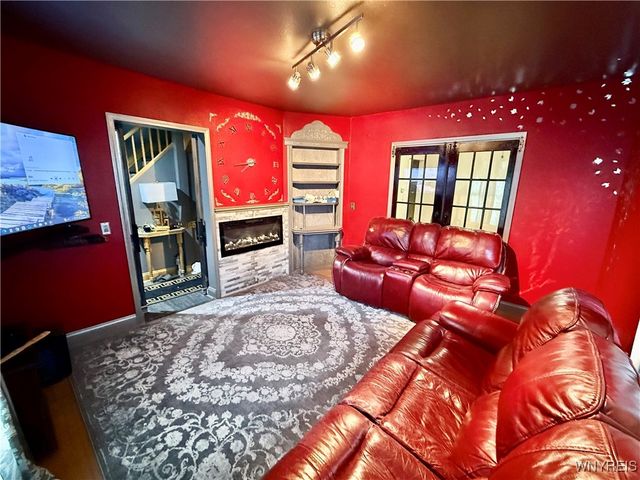 2 Mckinley Avenue, Batavia City, NY 14020