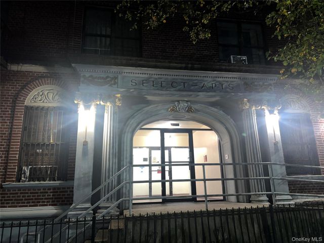 1738 Union Street 2A, Brooklyn, NY 11213