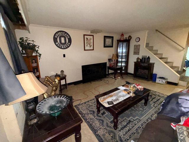 1437 Matthias Drive, Columbus, OH 43224
