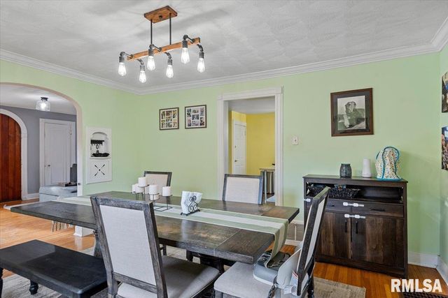 2021 CARDINAL Drive, Springfield, IL 62704