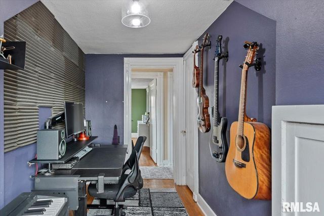 2021 CARDINAL Drive, Springfield, IL 62704