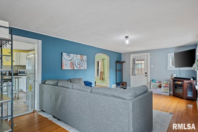 2021 CARDINAL Drive, Springfield, IL 62704