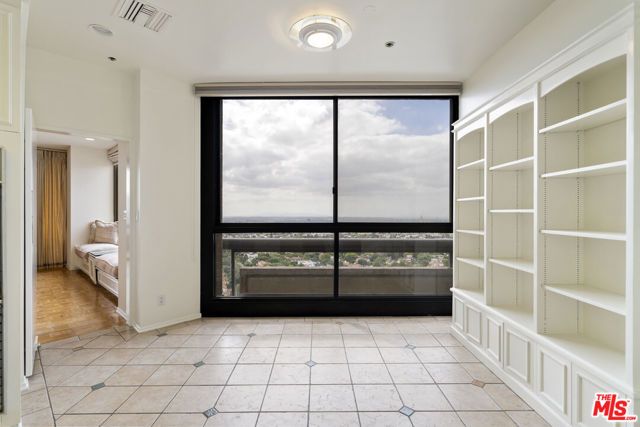 10430 Wilshire Boulevard 1605, Los Angeles, CA 90024