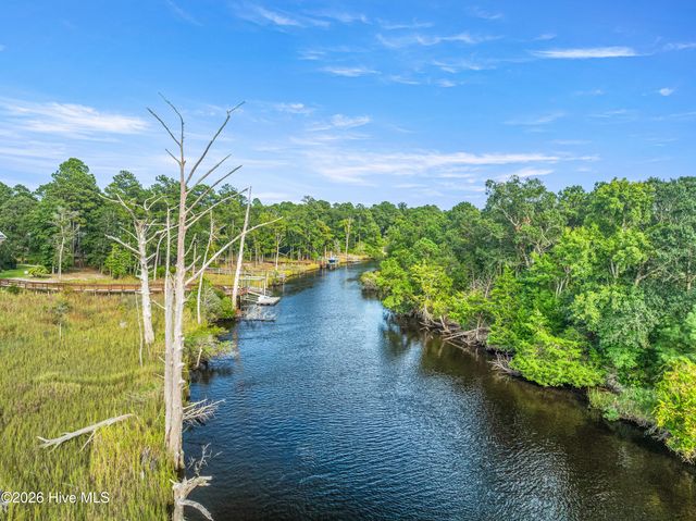 979 Ashburton Road SE, Bolivia, NC 28422