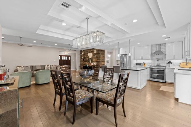 5438 Dumfries Drive, Houston, TX 77096