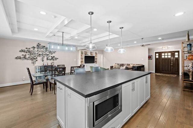 5438 Dumfries Drive, Houston, TX 77096