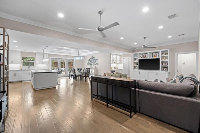 5438 Dumfries Drive, Houston, TX 77096