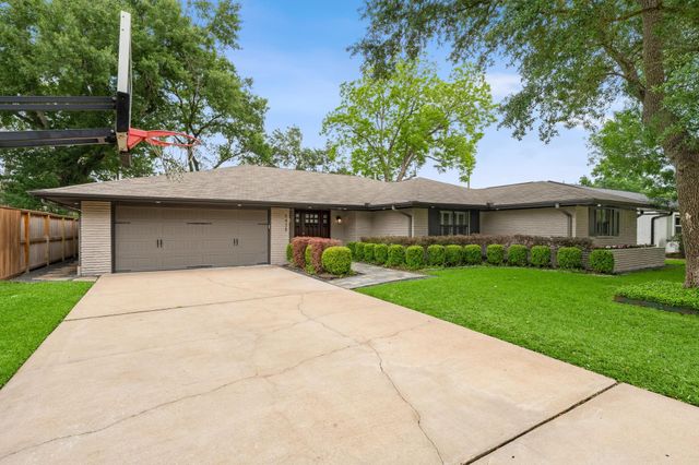5438 Dumfries Drive, Houston, TX 77096