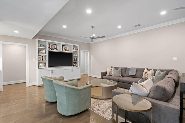 5438 Dumfries Drive, Houston, TX 77096