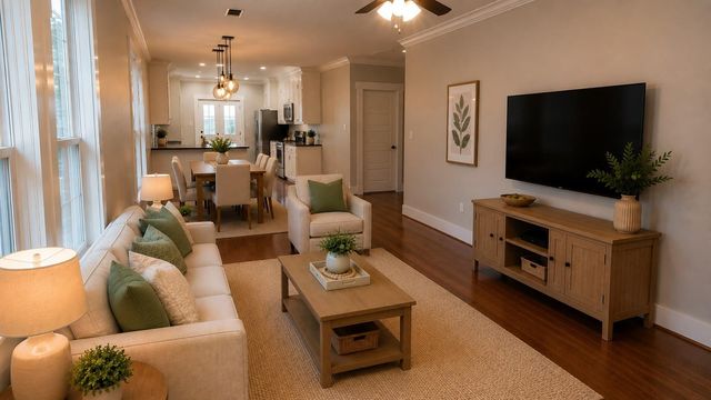 825 Algregg Street, Houston, TX 77008