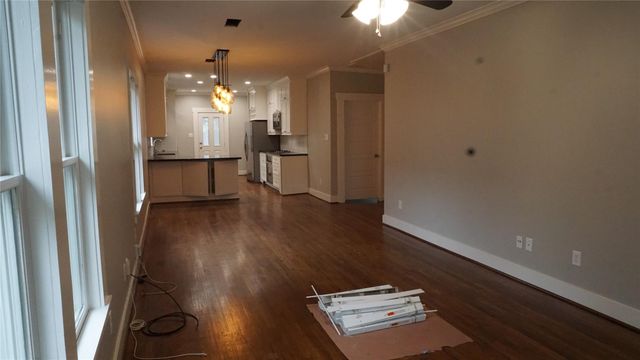 825 Algregg Street, Houston, TX 77008