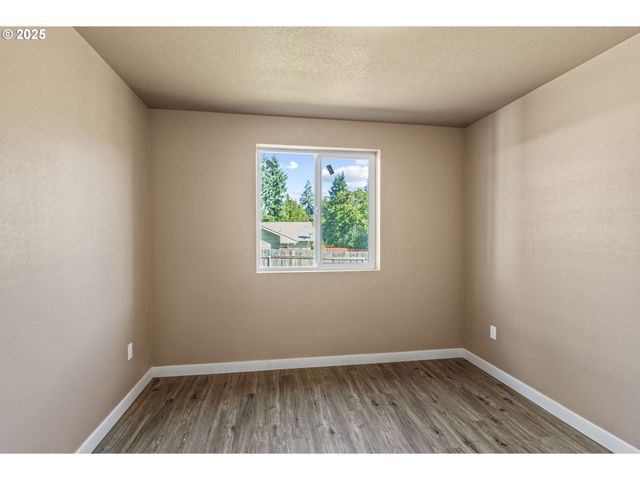 134 NIBLETT Way, Longview, WA 98632