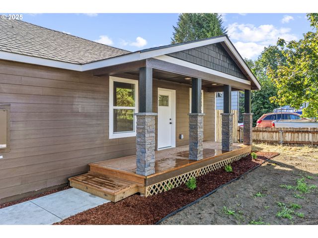 134 NIBLETT Way, Longview, WA 98632