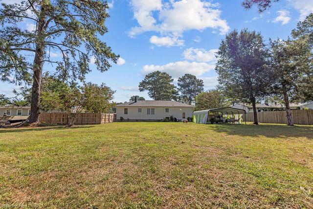 127 Beechwood DR, Suffolk, VA 23434