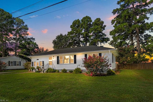 127 Beechwood DR, Suffolk, VA 23434