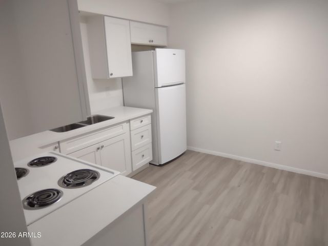4621 E CABALLERO Street Apt 3, Mesa, AZ 85205