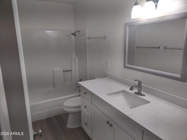 4621 E CABALLERO Street Apt 3, Mesa, AZ 85205