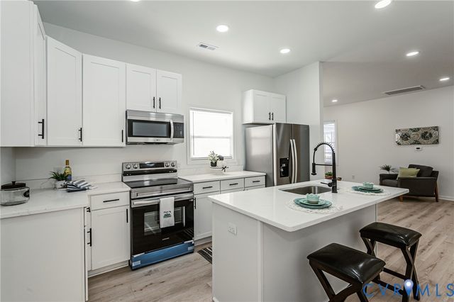 2906 Hull St, Richmond, VA 23224