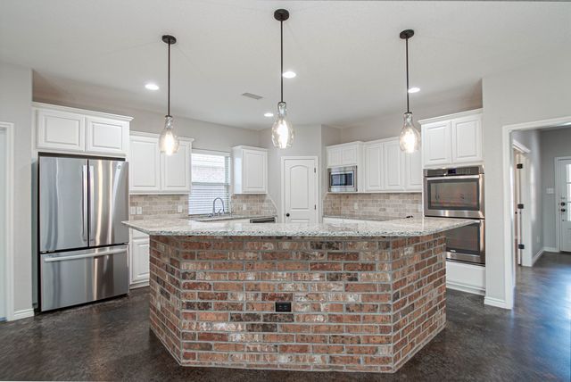 4003 Navasota, Midland, TX 79707