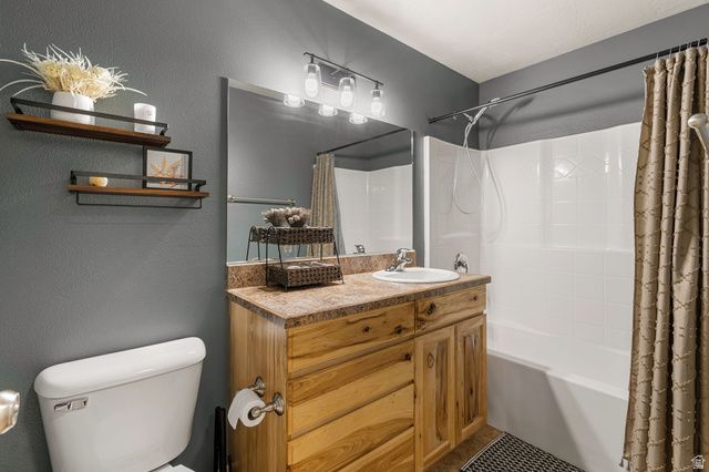 205 N 35 W, Hurricane, UT 84737