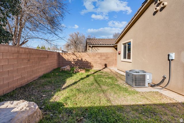 205 N 35 W, Hurricane, UT 84737