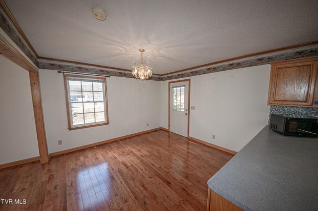 414 Caleb Avenue, Elizabethton, TN 37643