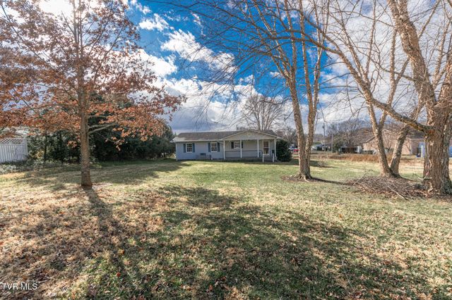 414 Caleb Avenue, Elizabethton, TN 37643