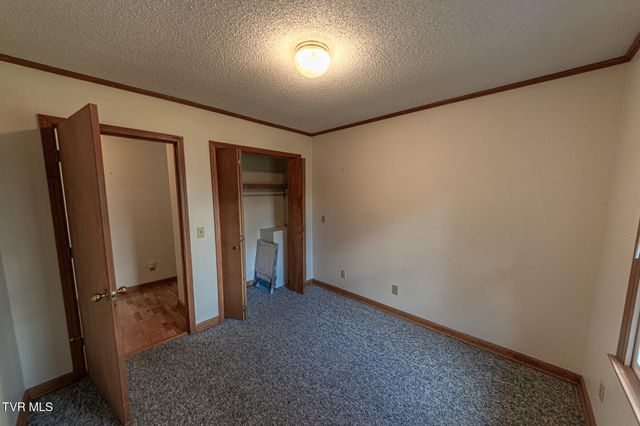 414 Caleb Avenue, Elizabethton, TN 37643