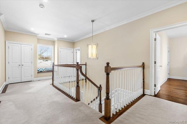 12 OLD LYME Road, Scarsdale, NY 10583