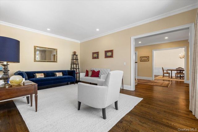 12 OLD LYME Road, Scarsdale, NY 10583