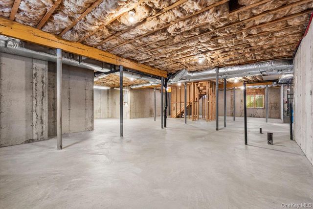 12 OLD LYME Road, Scarsdale, NY 10583