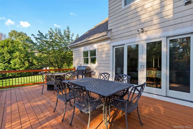 12 OLD LYME Road, Scarsdale, NY 10583