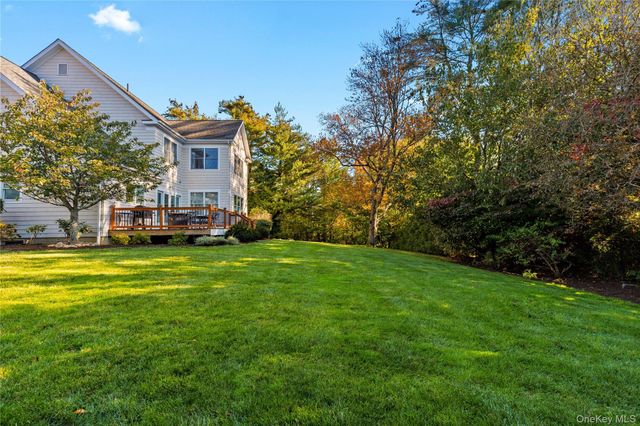 12 OLD LYME Road, Scarsdale, NY 10583