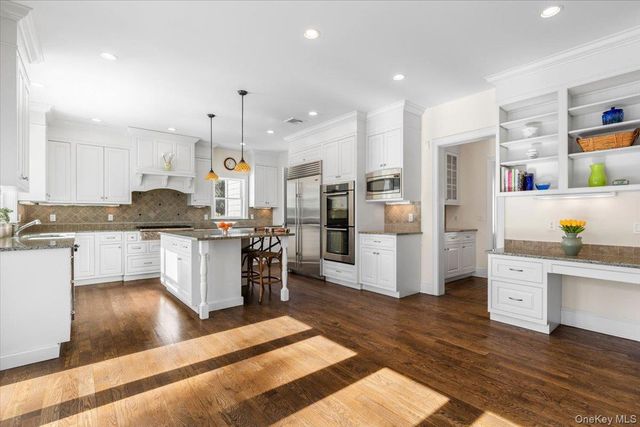 12 OLD LYME Road, Scarsdale, NY 10583