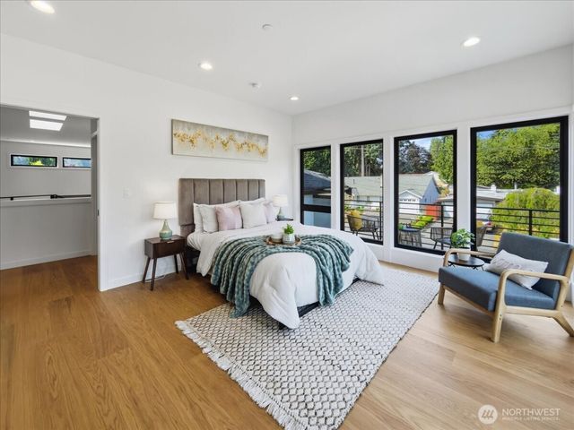 1212 143rd Avenue SE, Bellevue, WA 98007