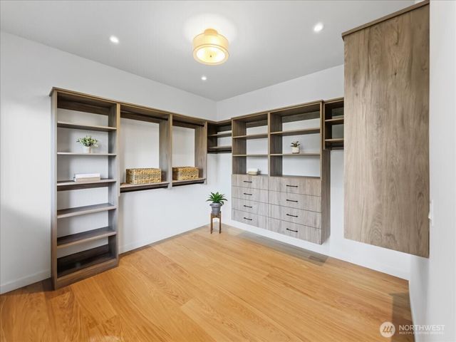 1212 143rd Avenue SE, Bellevue, WA 98007