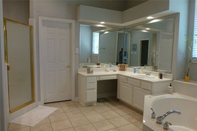 2508 Sir Percival Lane, Lewisville, TX 75056