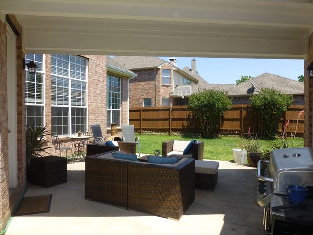 2508 Sir Percival Lane, Lewisville, TX 75056