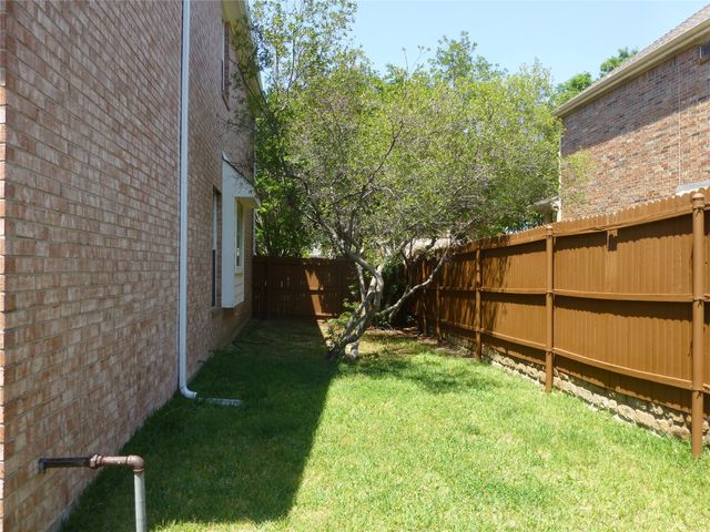 2508 Sir Percival Lane, Lewisville, TX 75056