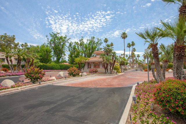 500 S Farrell Drive M81, Palm Springs, CA 92264