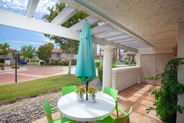 500 S Farrell Drive M81, Palm Springs, CA 92264