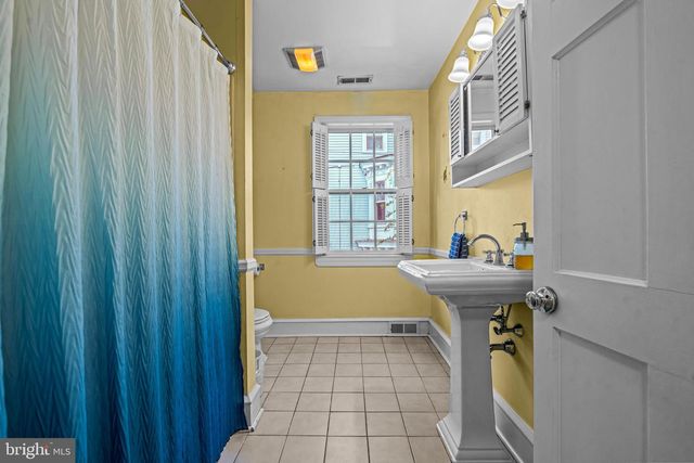 60 POTTER ST, Haddonfield, NJ 08033