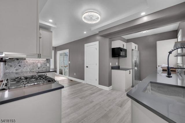 711 Pemberton Ave, Plainfield City, NJ 07060