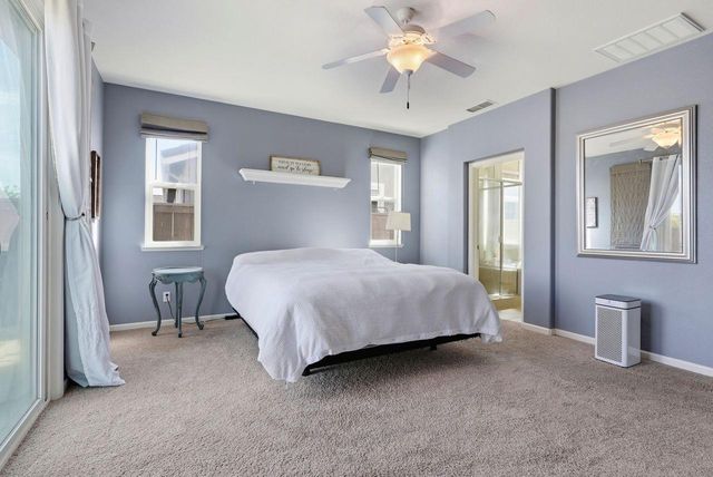 933 Abbotsford Ct, Plumas Lake, CA 95961