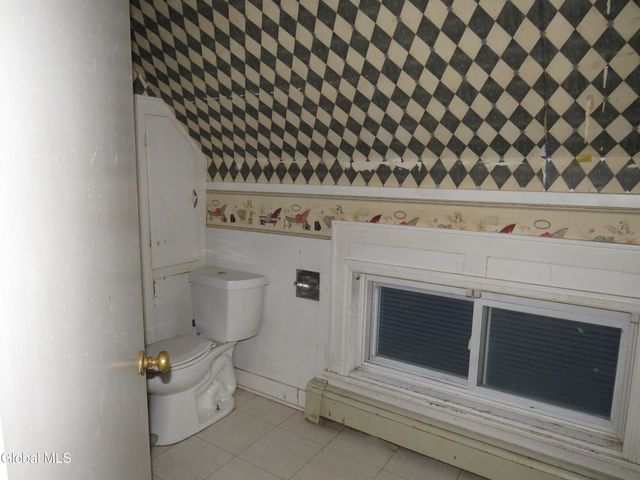 17 Wells Street, Johnstown, NY 12095