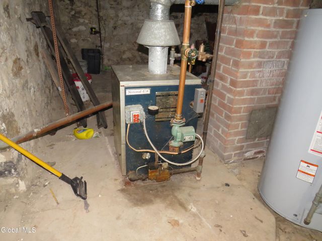 17 Wells Street, Johnstown, NY 12095