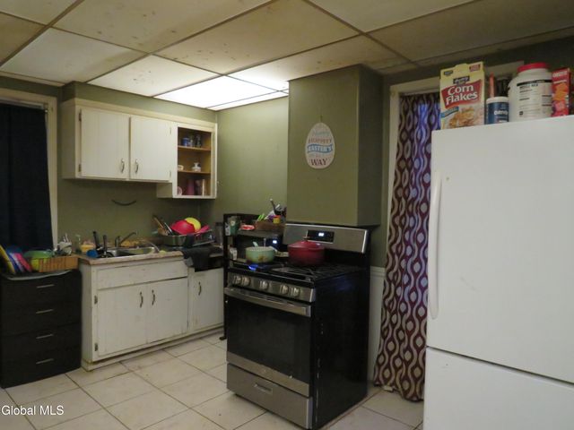 17 Wells Street, Johnstown, NY 12095